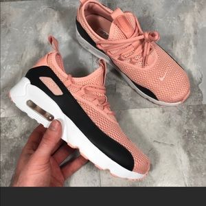 Nike AirMax 90 EZ 👟